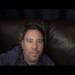 Meet your Posher, Bret